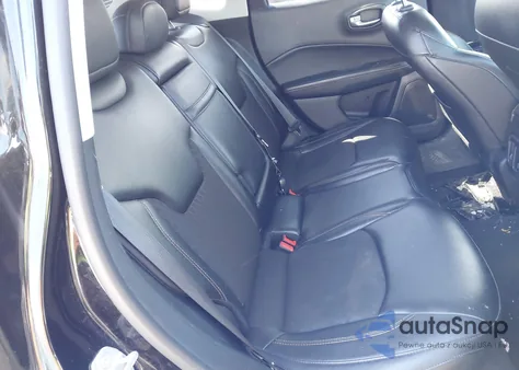 2018 Jeep Compass Latitude 4X4 из США, поврежденный, VIN 3C4NJDBB3JT254458